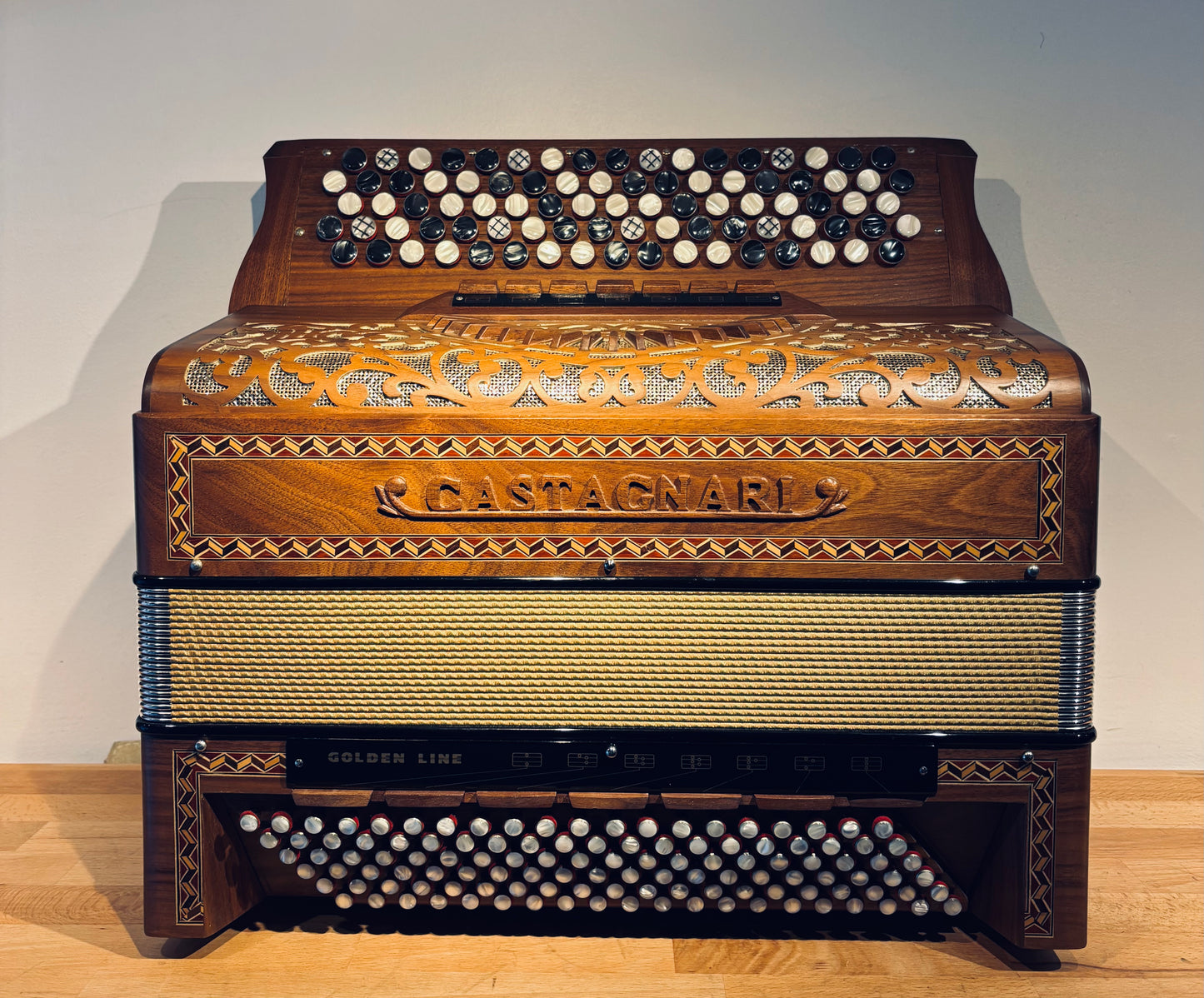 Castagnari Golden Line